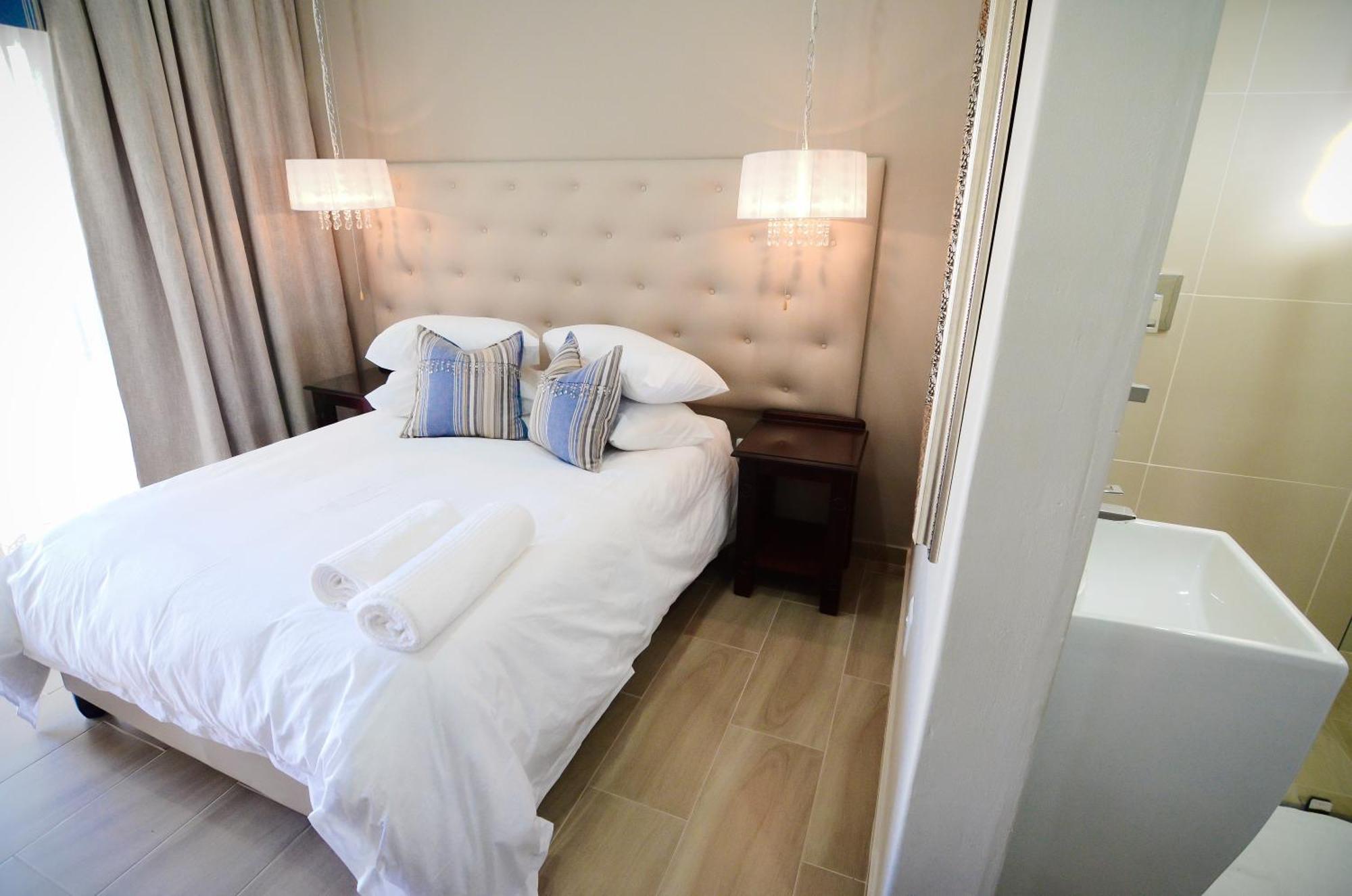 Abella Bed And Breakfast Vryburg Exterior photo